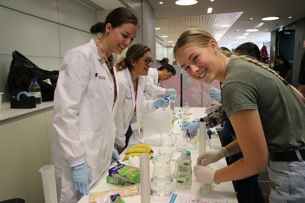 School Science Award recipients participating at Victor Chang Cardiac Research Institute student events School Science Award recipients participating at Victor Chang Cardiac Research Institute student events